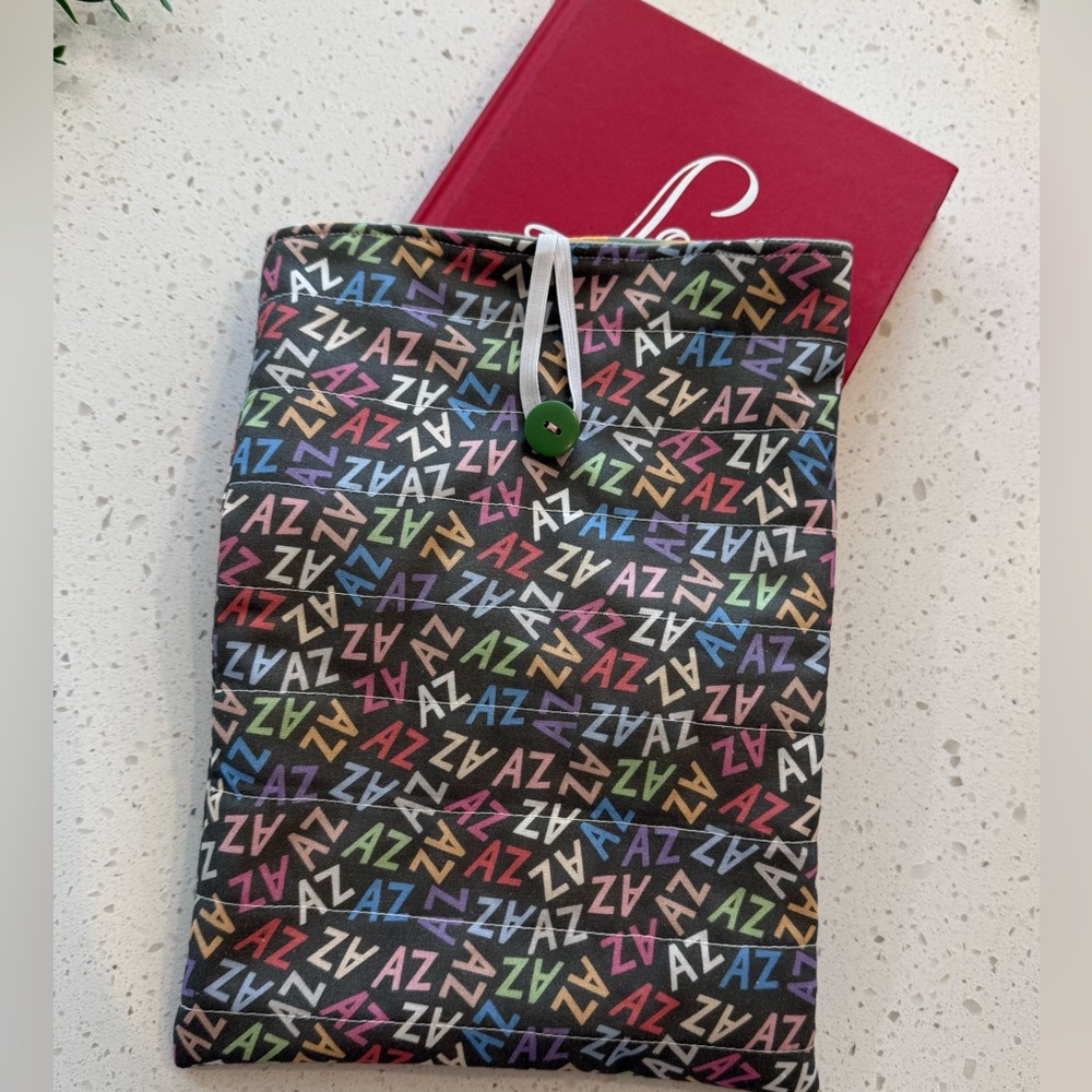 New Book Kindle Sleeve Cover 10x8in Candy ABC Alphabet Padded Quilted Bags Hand